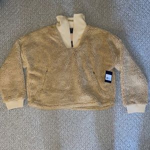 Backcountry Sherpa Pullover Brand New